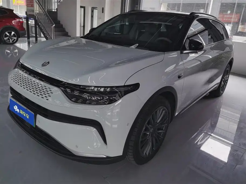 Leapmotor C11