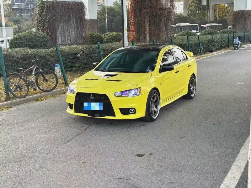 Mitsubishi Lancer EX