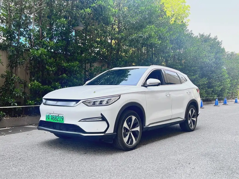 BYD PLUS