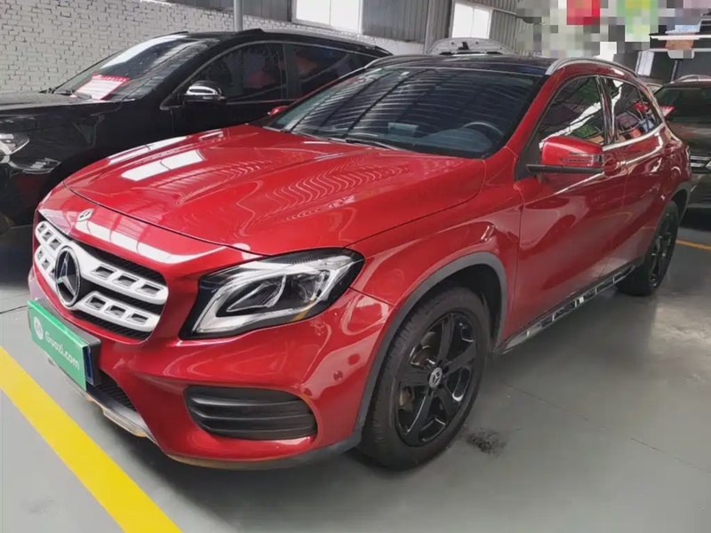 Mercedes-Benz GLA-Class