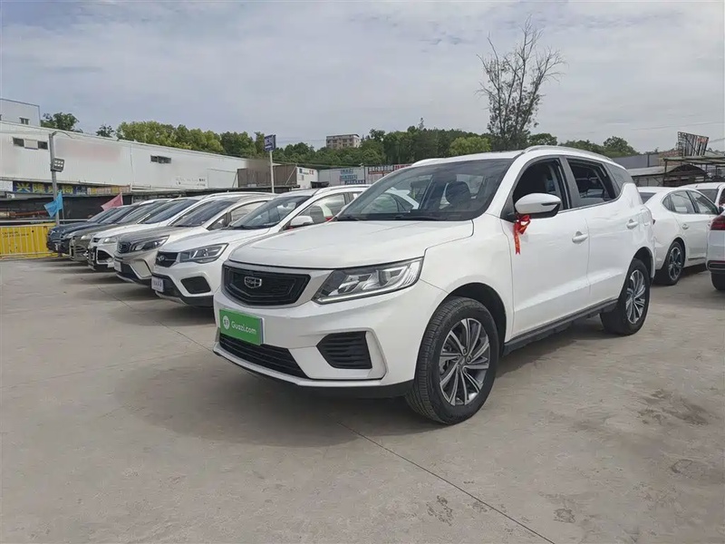 Geely X6
