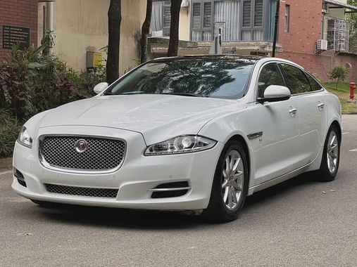 Jaguar XJ 2015