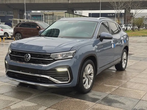 Volkswagen X 2020