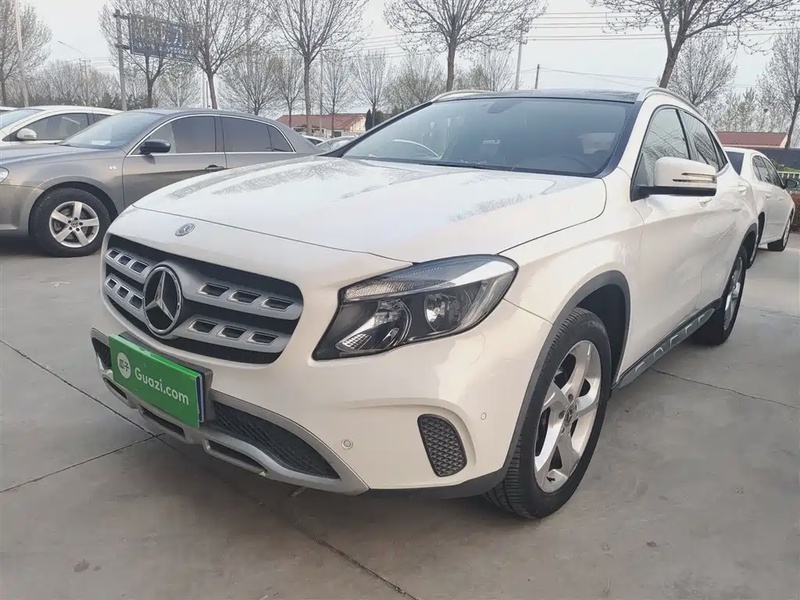 Mercedes-Benz GLA-Class