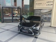 Lexus ES 2024