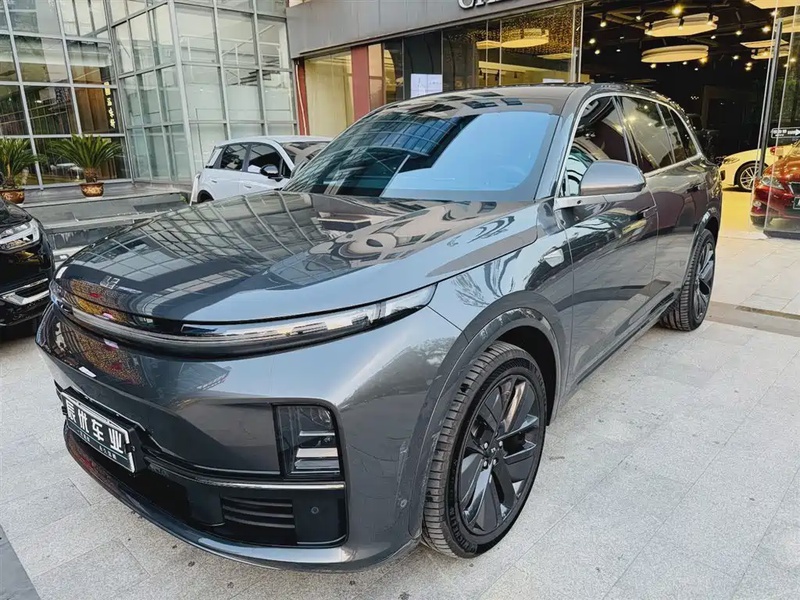 Li Auto L7
