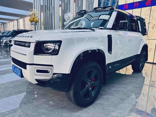 Land Rover Defender 2024