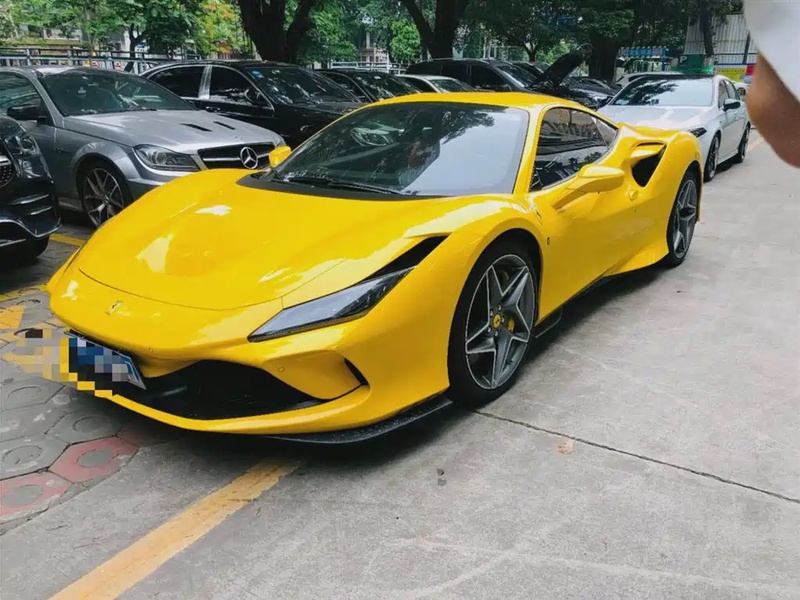 Ferrari F8