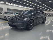 Tesla Model X 2024