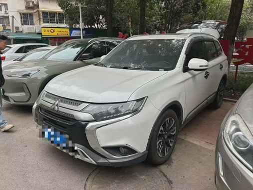 Mitsubishi Outlander 2017