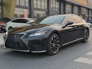 Lexus LS 2022
