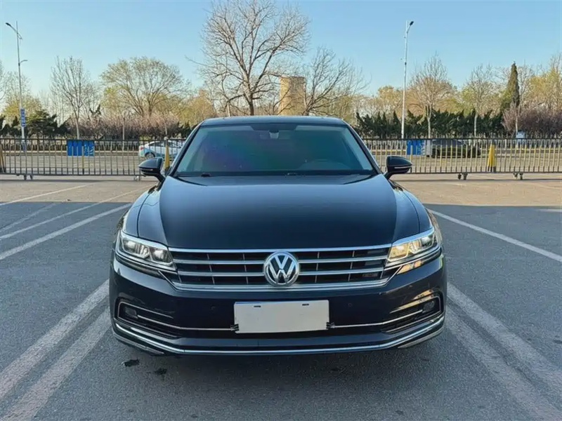 Volkswagen Phideon
