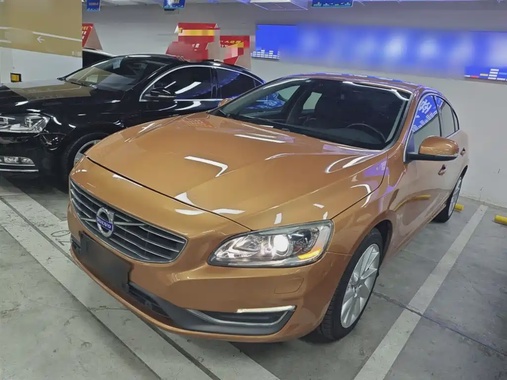 Volvo S60 2015
