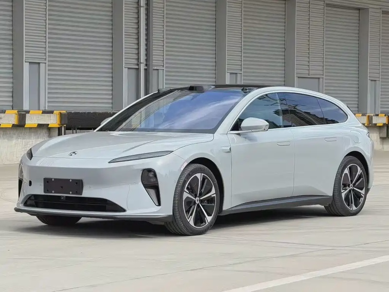 NIO ET5T