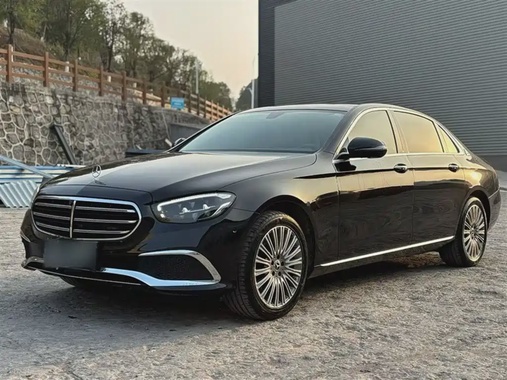 Mercedes-Benz E-Class 2022