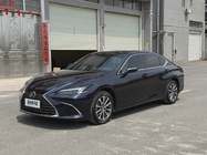 Lexus ES 2025