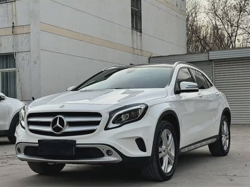 Mercedes-Benz GLA-Class