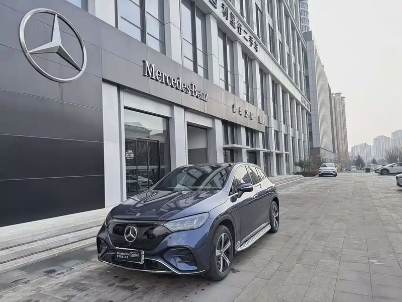 Mercedes-Benz EQE