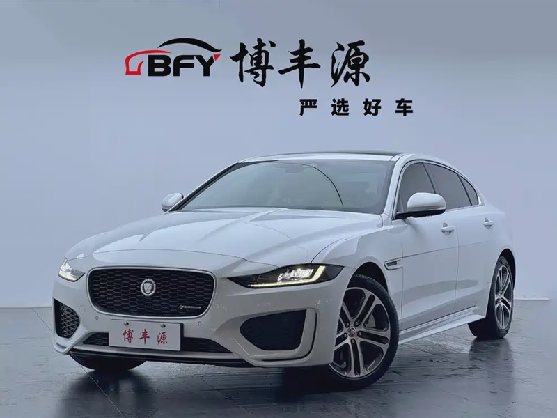 Jaguar XE
