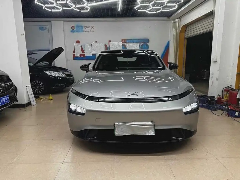 XPeng P7