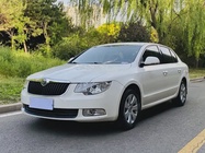 Skoda Superb 2012