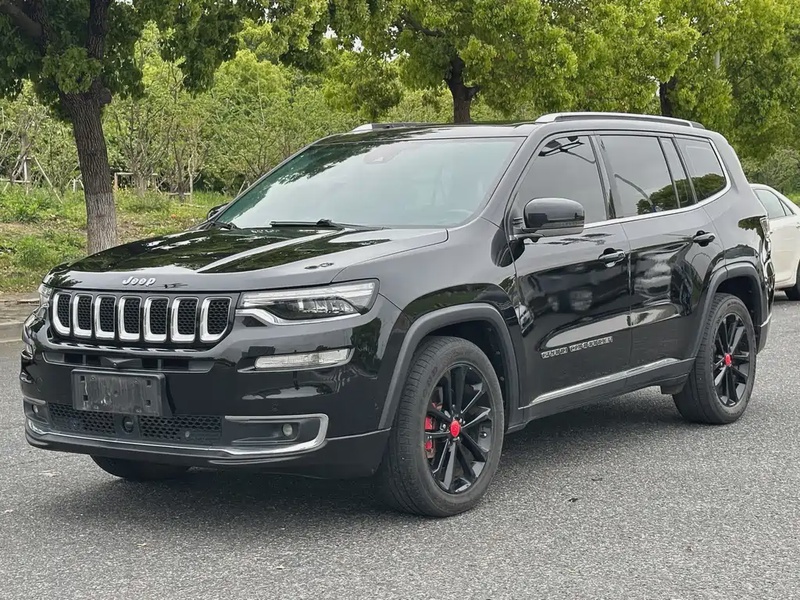 Jeep Grand Commander