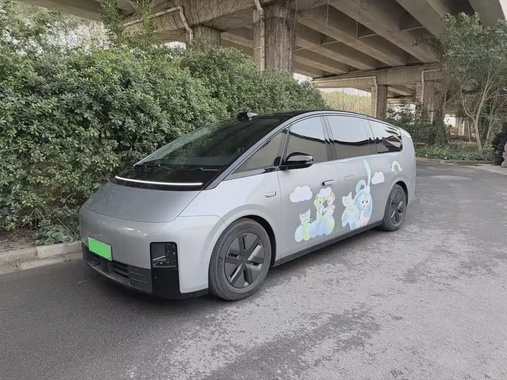 Li Auto MEGA 2024