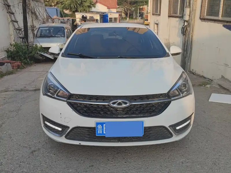Chery Arrizo 5