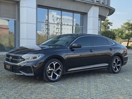 Volkswagen Passat 2023