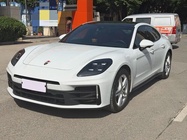 Porsche Panamera 2025