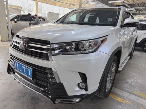 Toyota Highlander 2021