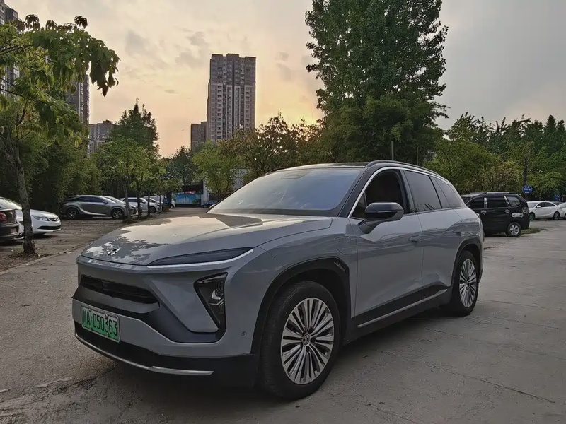 NIO ES6