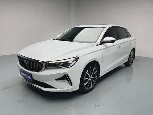 Geely Emgrand 2022