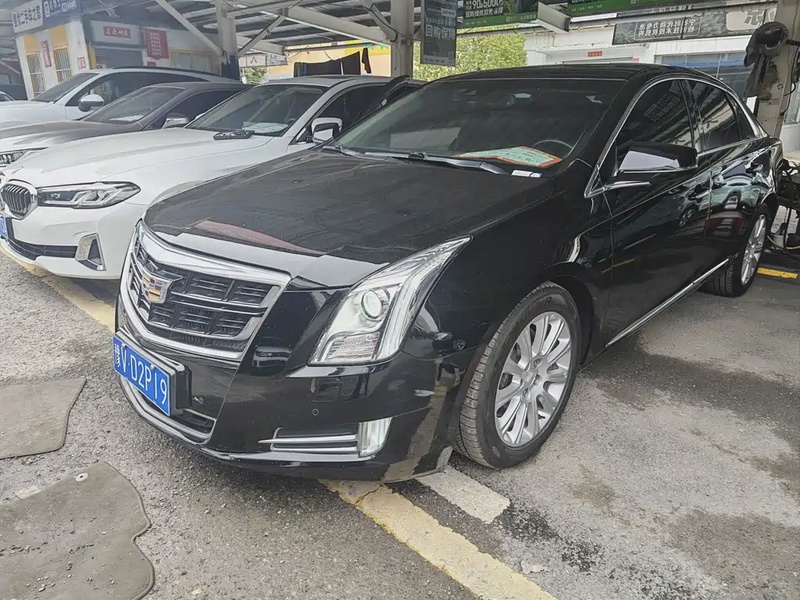 Cadillac XTS