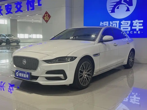 Jaguar XE 2021