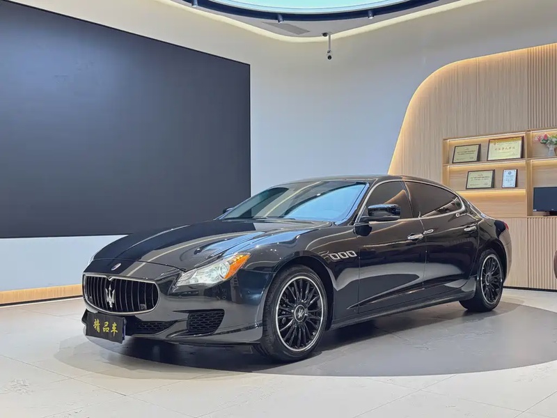 Maserati Quattroporte