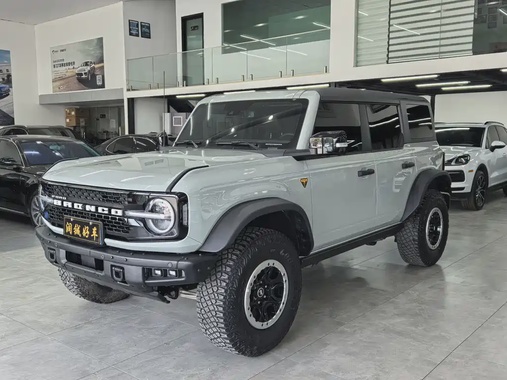 Ford Bronco 2024