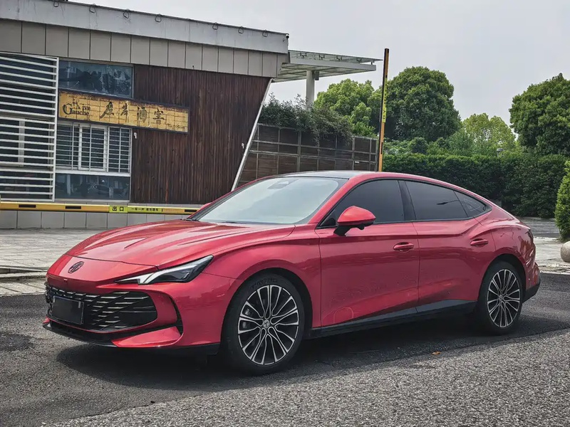 MG MG7