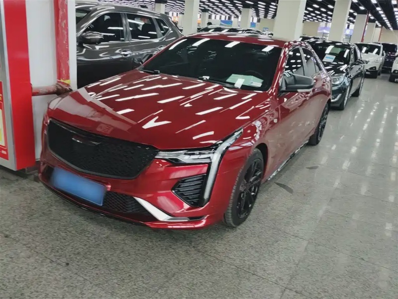 Cadillac CT4