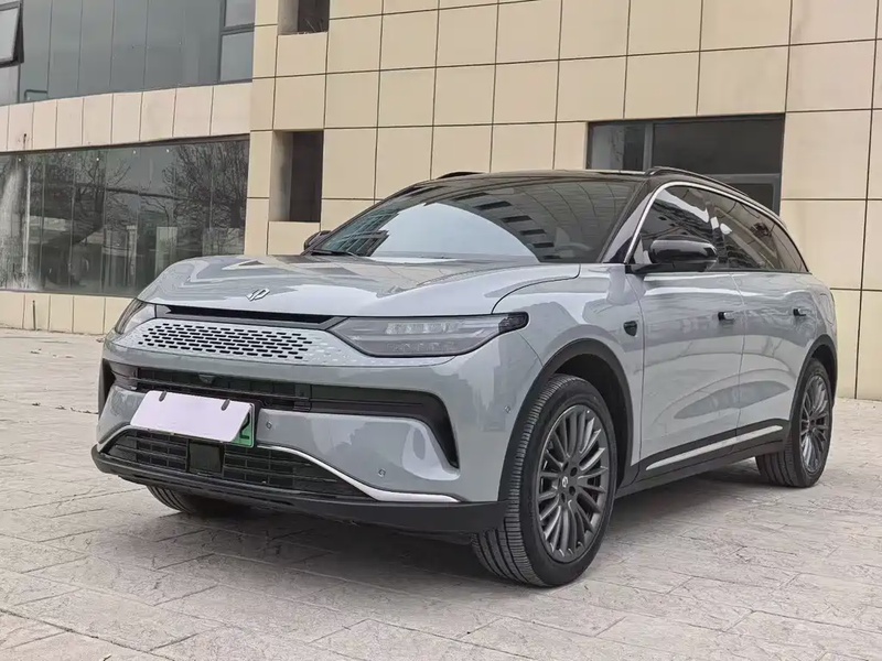 Leapmotor C11