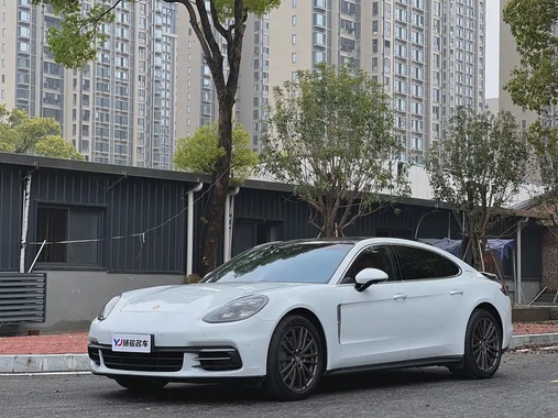 Porsche Panamera 2018