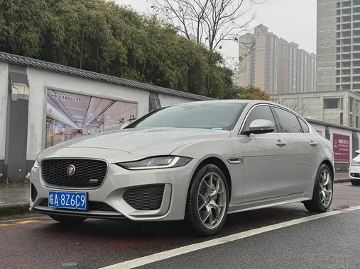 Jaguar XE 2024