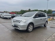 Nissan Livina 2011