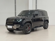 Land Rover Defender 2024