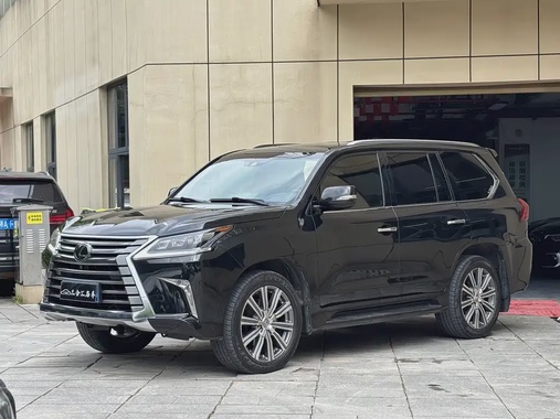 Lexus LX 2017