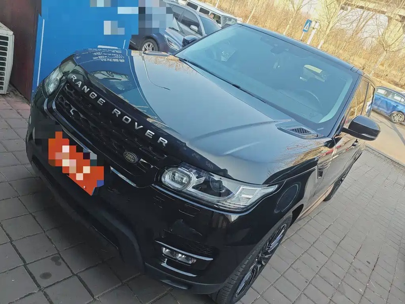 Land Rover Sport