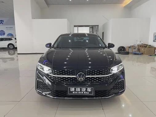 Volkswagen Passat 2024