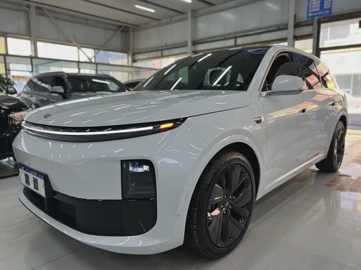 Li Auto L6 2024