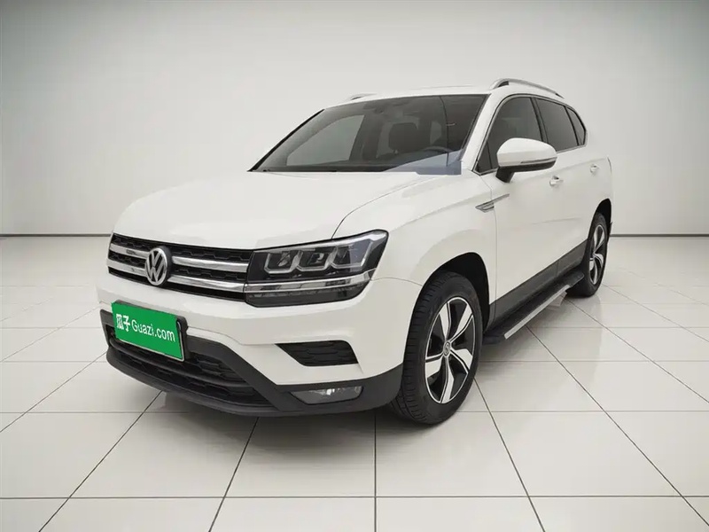 Volkswagen Tharu