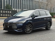 BYD MAX 2018